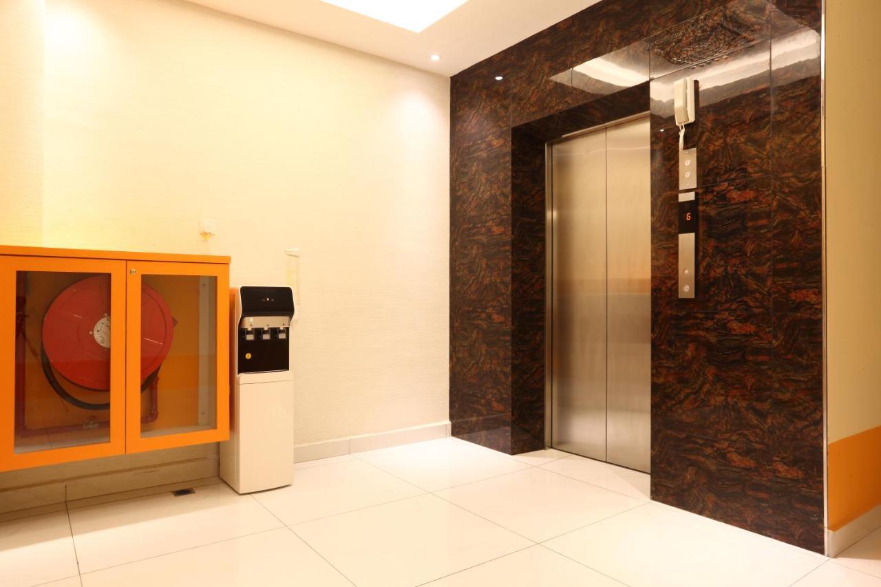 Capital O 9010 Yee Hotel Johor Bahru Kültér fotó