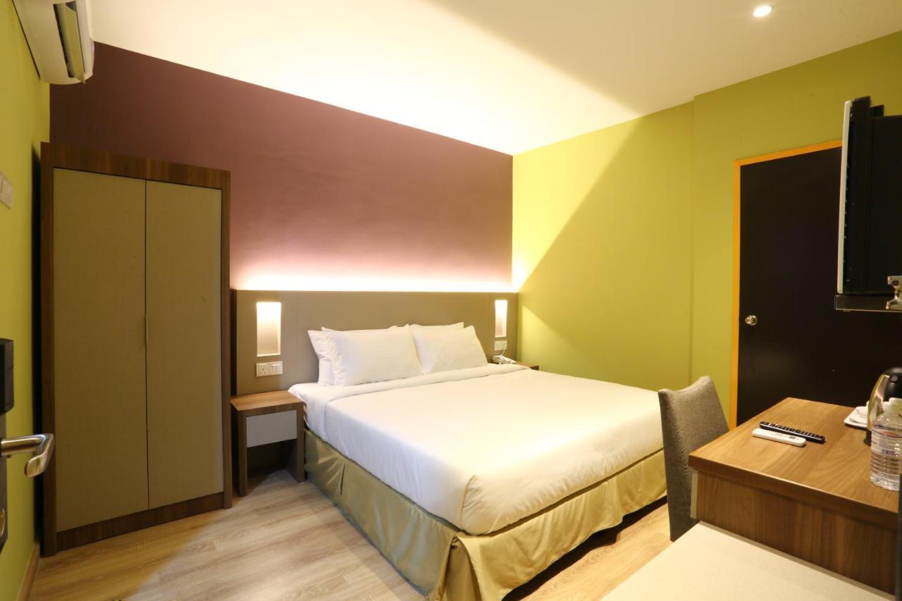 Capital O 9010 Yee Hotel Johor Bahru Kültér fotó